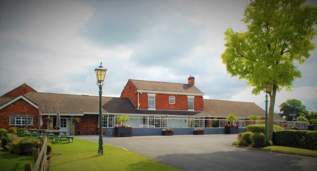 Hunters Lodge Hotel Crewe Kültér fotó