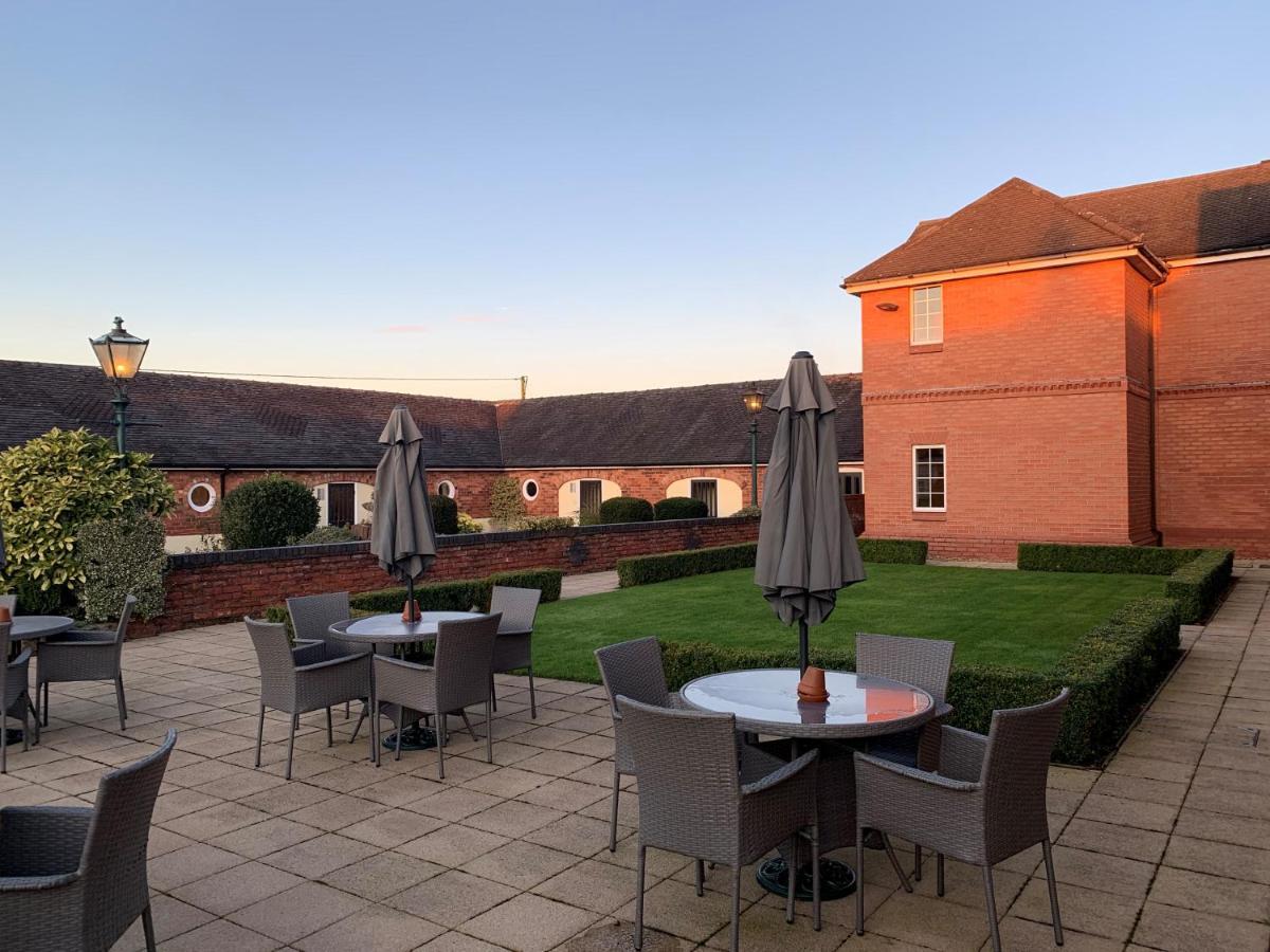 Hunters Lodge Hotel Crewe Kültér fotó