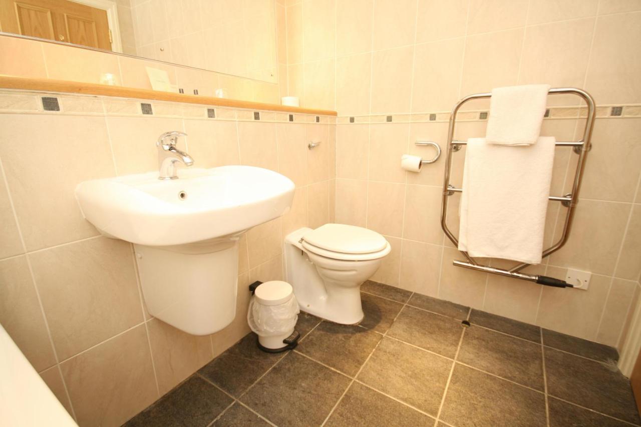 Hunters Lodge Hotel Crewe Kültér fotó