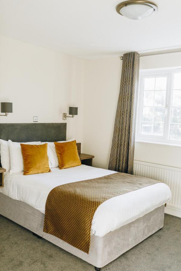 Hunters Lodge Hotel Crewe Kültér fotó